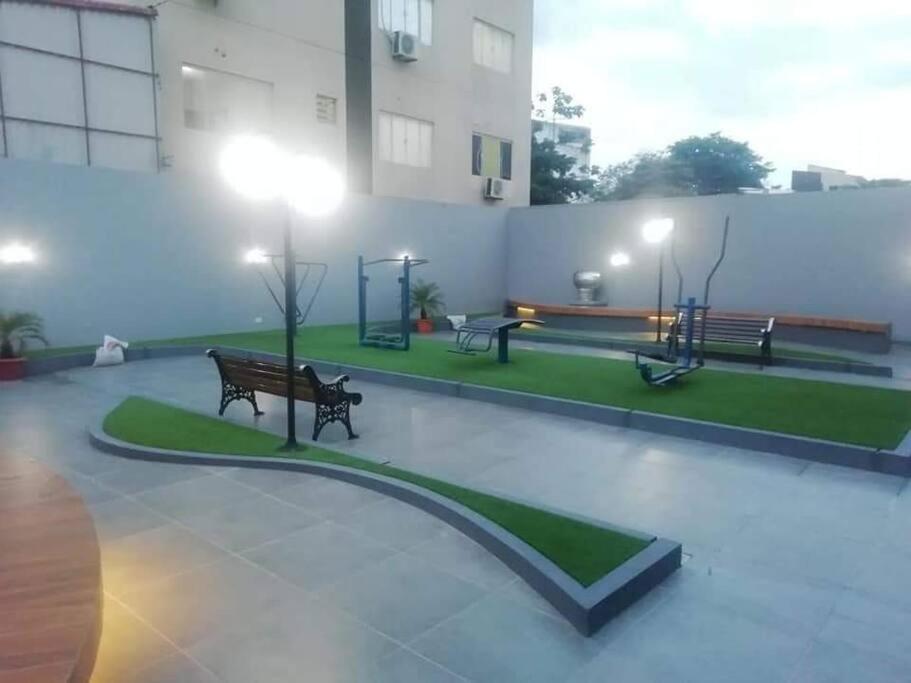 Departamentoo Nuevo Amoblado Cerca A Uagrm, Con Excelente Vista Διαμέρισμα Santa Cruz de La Sierra Εξωτερικό φωτογραφία