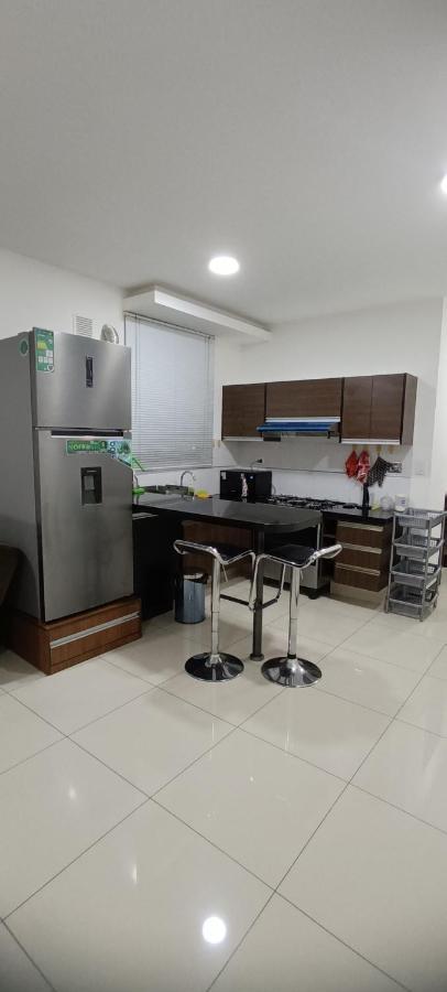 Departamentoo Nuevo Amoblado Cerca A Uagrm, Con Excelente Vista Διαμέρισμα Santa Cruz de La Sierra Εξωτερικό φωτογραφία